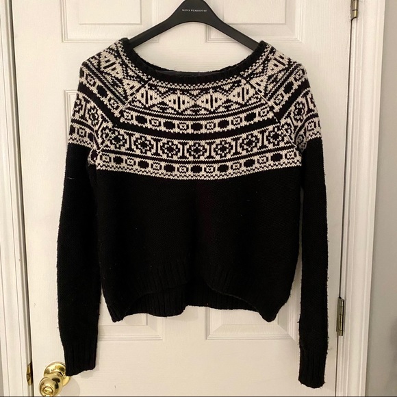 American Eagle Outfitters Off-the-Shoulder Sweater